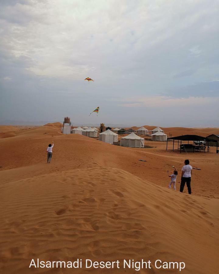 Alsarmadi Desert Camp Shāhiq Exterior foto